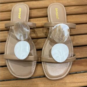 Bamboo Tan and White Women's Sandals